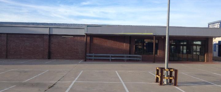 Nave comercial Parla