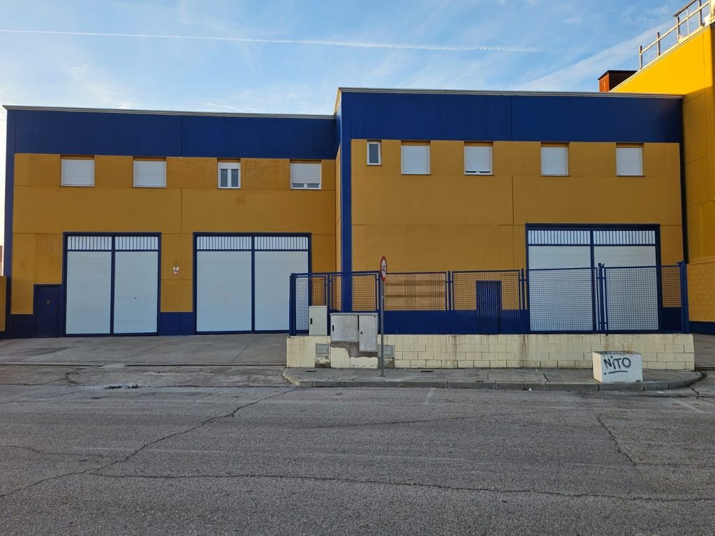 Nave logística en alquiler en Ontígola de 1800 m2