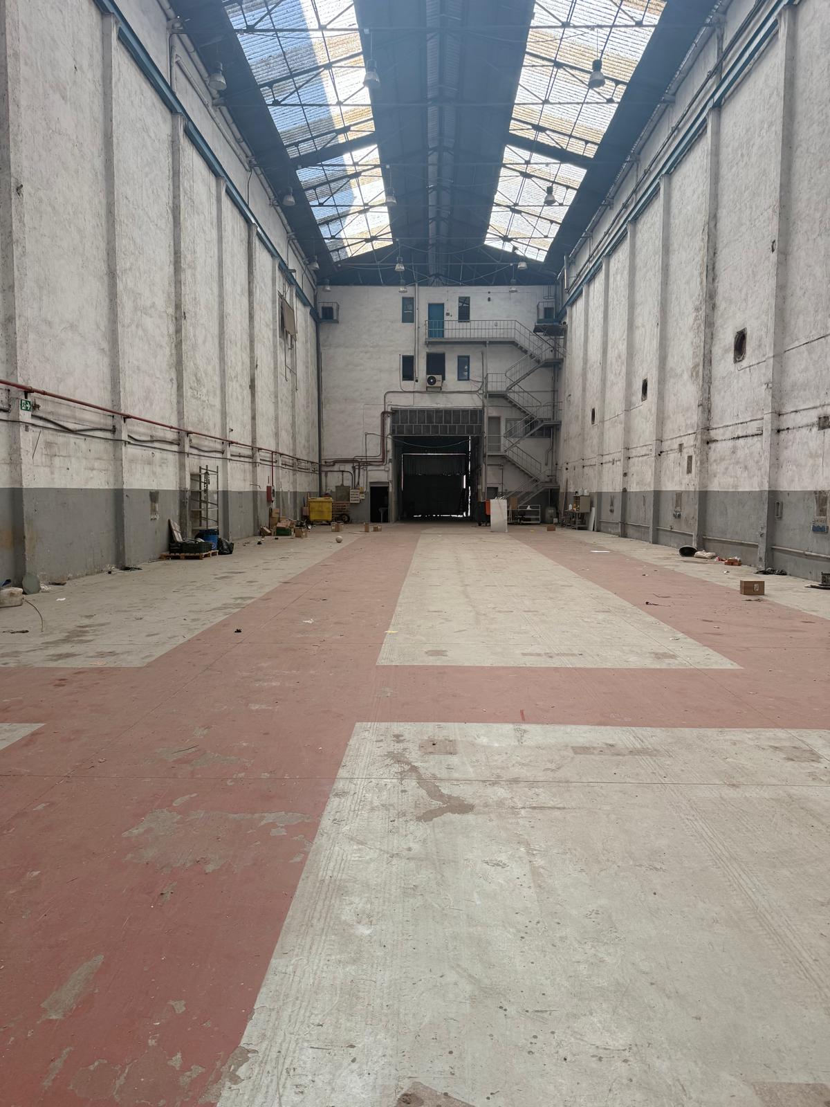 NAVE VALLECAS JL 1 Nave industrial en alquiler en Vallecas de 1240 m2