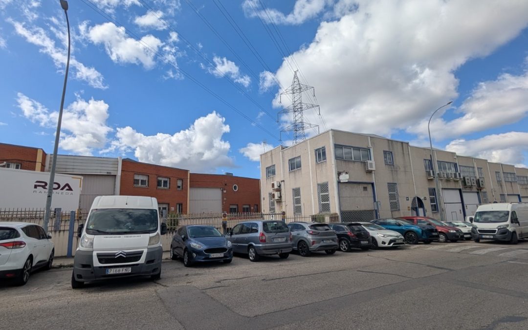 Nave Restaurante en Venta en Alcorcón con Licencia de Hostelería