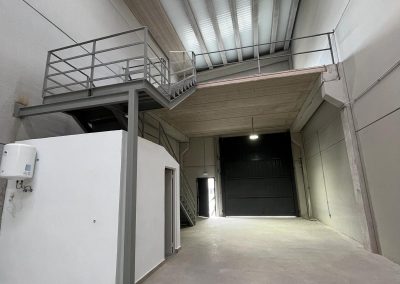 Nave industrial en alquiler en Arroyomolinos de 195 m²