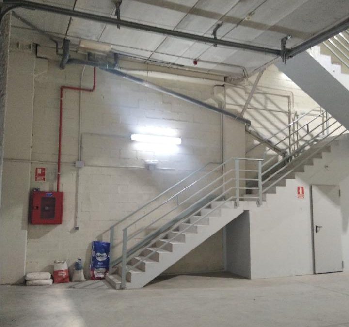 Alquiler Nave Industrial en Villaverde Madrid 258 m2