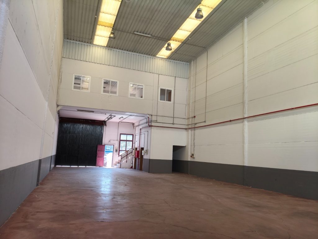 Nave industrial en alquiler en Illescas de 385 m2