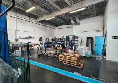 Alquiler Nave Industrial en Villaverde de 358 m2 con Patio